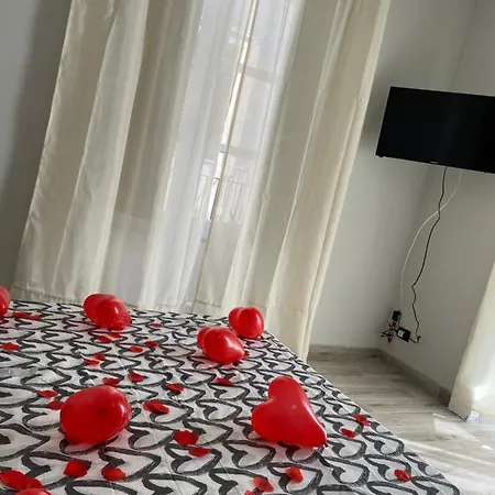 Monument Apartment