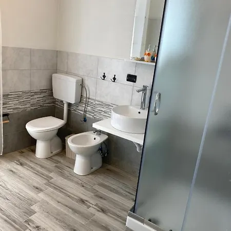 Monument Apartment